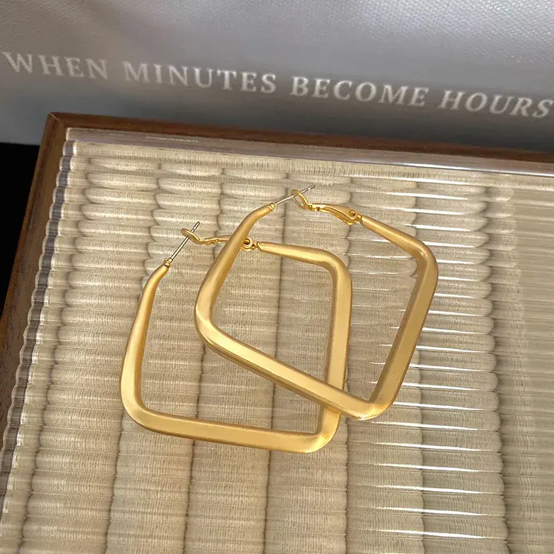 Square Loop Earring - FY0243